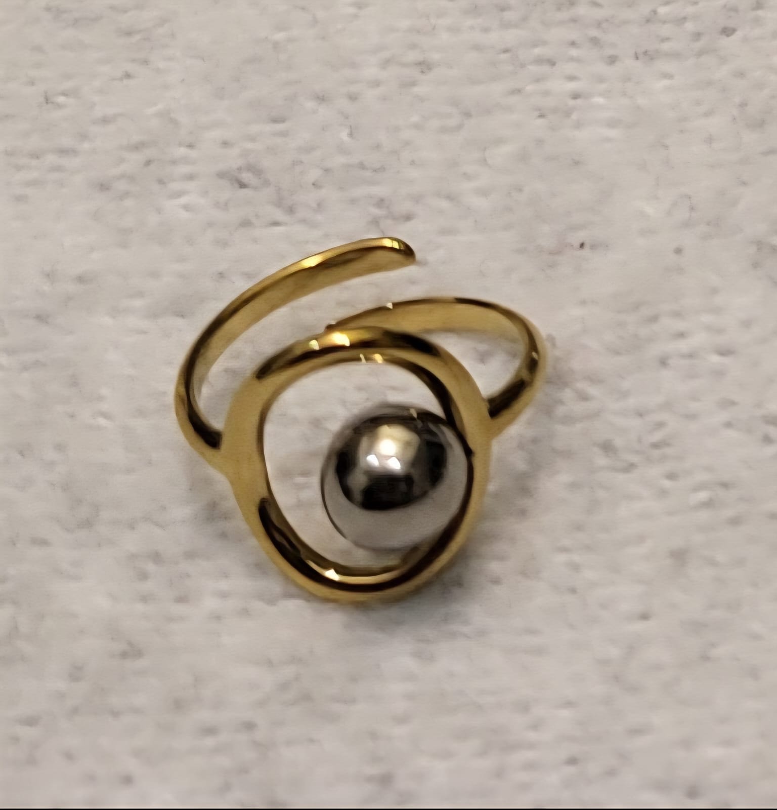 Anillo Le frère